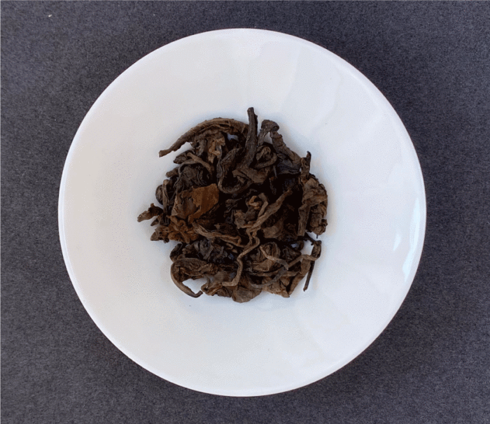 Yunnan Menghai Pu’er The Coffee & Tea Exchange